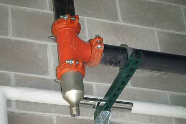 Grooved fittings for fire fighting systems